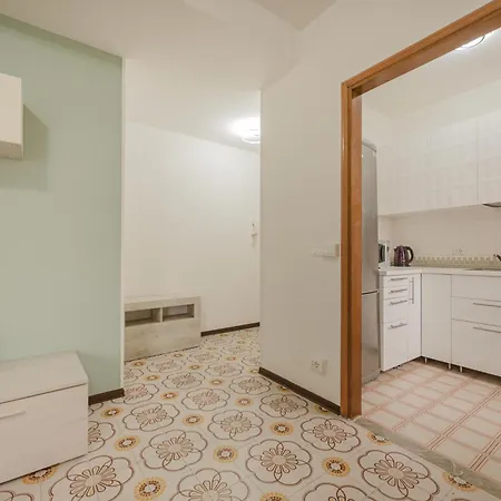 Viky Flat - 15 Min From & Free Parking * Venecia